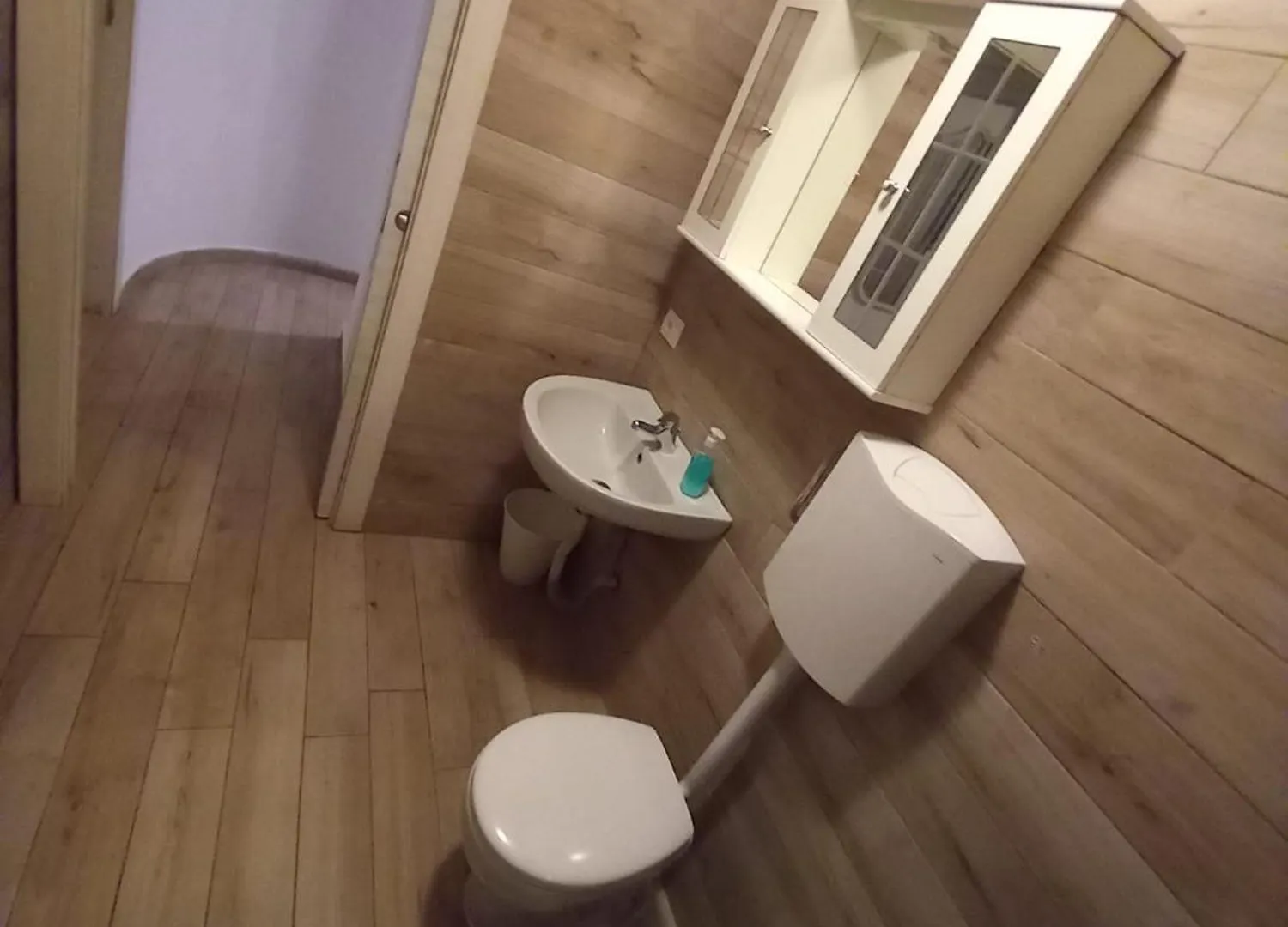 Appartamento 3 Rooms Station Central Free Parking Milano Italia