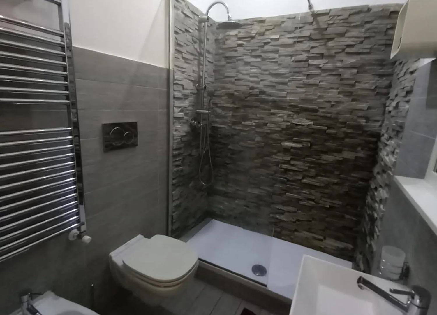 3 Rooms Station Central Free Parking Milano Italia